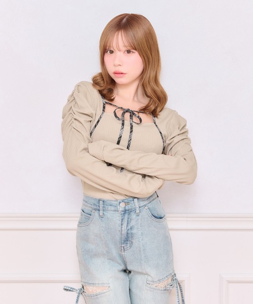 apres jour(アプレジュール)の「フロントリボンパワショルトップス(Tシャツ/カットソー・レディース・ダークブラウン/グレイッシュベージュ/ブラック・フリー/X-LARGE)」の11枚目の写真
