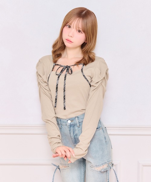apres jour(アプレジュール)の「フロントリボンパワショルトップス(Tシャツ/カットソー・レディース・ダークブラウン/グレイッシュベージュ/ブラック・フリー/X-LARGE)」の12枚目の写真