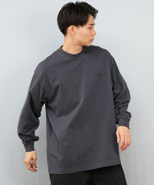 NEW ERA(ニューエラ)の「NEW ERA/ニューエラ 長袖Tシャツ ロンT 14682695/14682696/14682697(Tシャツ/カットソー・メンズ・ダークグレー/ブラック/ホワイト・L/M/XL/2XL)」の16枚目の写真
