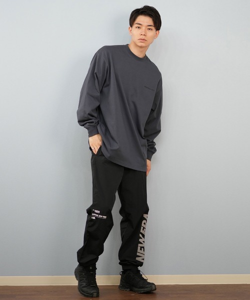NEW ERA(ニューエラ)の「NEW ERA/ニューエラ 長袖Tシャツ ロンT 14682695/14682696/14682697(Tシャツ/カットソー・メンズ・ダークグレー/ブラック/ホワイト・L/M/XL/2XL)」の22枚目の写真