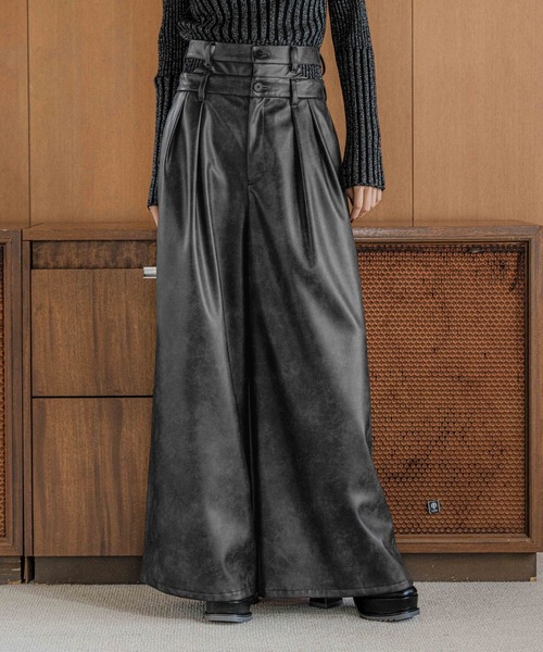 フェイクレザーダブルウエストパンツ(HARE)（その他パンツ）｜HARE