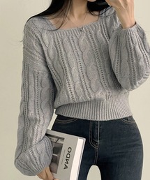 ケーブル編みワイドネックニットトップス