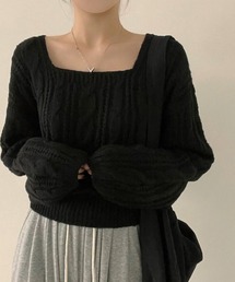 ケーブル編みワイドネックニットトップス