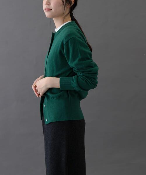 FORK&SPOON（フォークアンドスプーン）の「FORK&SPOON　ミラージュクルーネックニットカーディガン（カーディガン/ボレロ・レディース・ネイビー/ブラウン/グリーン・1）」の18枚目の写真