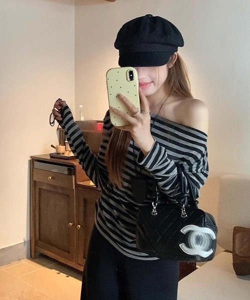 HALEY PESCA（ヘーリーペスカ）の「HALEY PESCA/ボーダーワンショルダー長袖Tシャツ　カットソー（Tシャツ/カットソー・レディース・ブラック・MEDIUM/SMALL/LARGE）」の5枚目の写真
