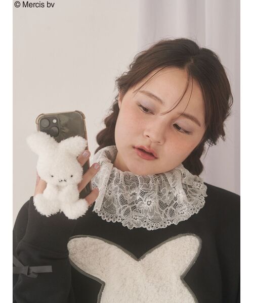 merry jenny（メリージェニー）の「もこもこナインチェスマホグリップ（スマホグッズ・レディース・オフホワイト・FREE）」の2枚目の写真