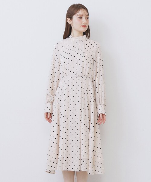 index(インデックス)の「ドットデザインタックワンピース【洗濯機OK/イージーアイロン】(ワンピース・レディース・ネイビー系/ベージュ系その他4/ワイン系1・36/38/40/42)」の9枚目の写真