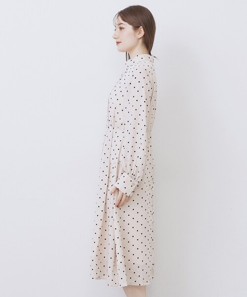 index(インデックス)の「ドットデザインタックワンピース【洗濯機OK/イージーアイロン】(ワンピース・レディース・ネイビー系/ベージュ系その他4/ワイン系1・36/38/40/42)」の10枚目の写真