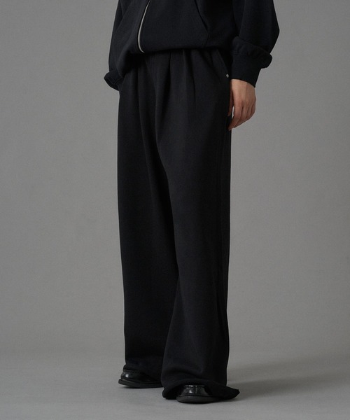 ONCILY(オンシェリー)の「TUCK WIDE BAGGY SWEAT PANTS / タックワイドバギースウェットパンツ(スウェットパンツ・メンズ・ブラック/杢グレー・MEDIUM/LARGE/SMALL)」の16枚目の写真