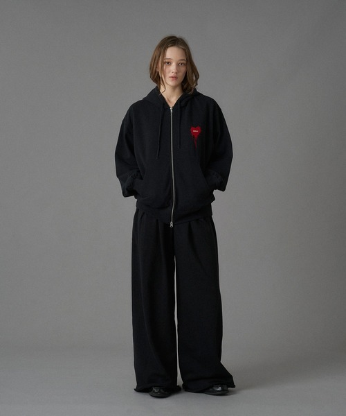 ONCILY(オンシェリー)の「TUCK WIDE BAGGY SWEAT PANTS / タックワイドバギースウェットパンツ(スウェットパンツ・メンズ・ブラック/杢グレー・MEDIUM/LARGE/SMALL)」の21枚目の写真