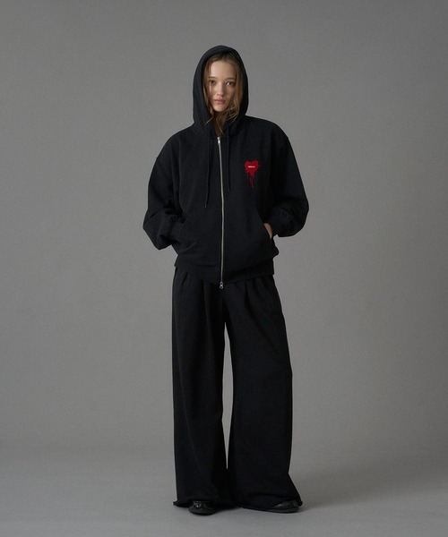ONCILY(オンシェリー)の「TUCK WIDE BAGGY SWEAT PANTS / タックワイドバギースウェットパンツ(スウェットパンツ・メンズ・ブラック/杢グレー・MEDIUM/LARGE/SMALL)」の20枚目の写真