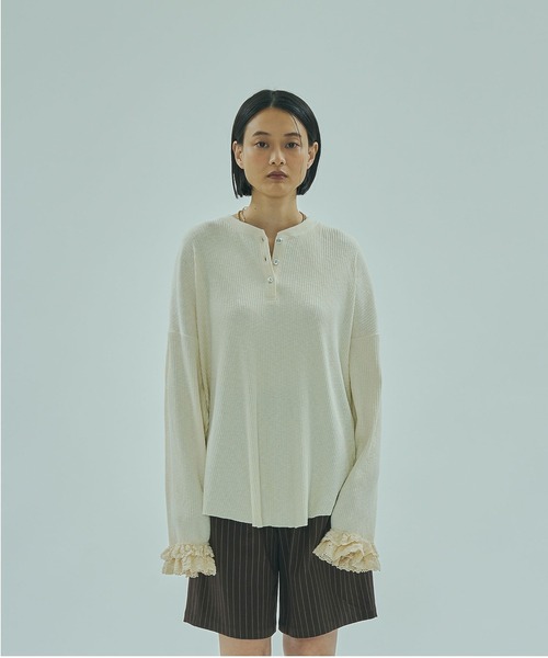 ROSE BUD(ローズバッド)の「(CREOLME)RIB HENRY NECK PULLOVER(Tシャツ/カットソー・レディース・チャコールグレー/オフホワイト/レッド・ONE SIZE)」の8枚目の写真