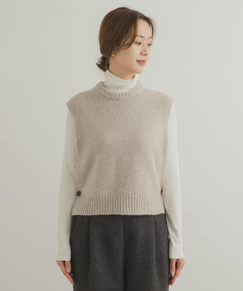 URBAN RESEARCH DOORS(アーバンリサーチドアーズ)の「ウールカシミヤニットベスト(ベスト・レディース・チャコールグレー/ベージュ・MEDIUM)」の10枚目の写真