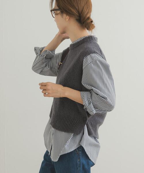 URBAN RESEARCH DOORS(アーバンリサーチドアーズ)の「ウールカシミヤニットベスト(ベスト・レディース・チャコールグレー/ベージュ・MEDIUM)」の16枚目の写真