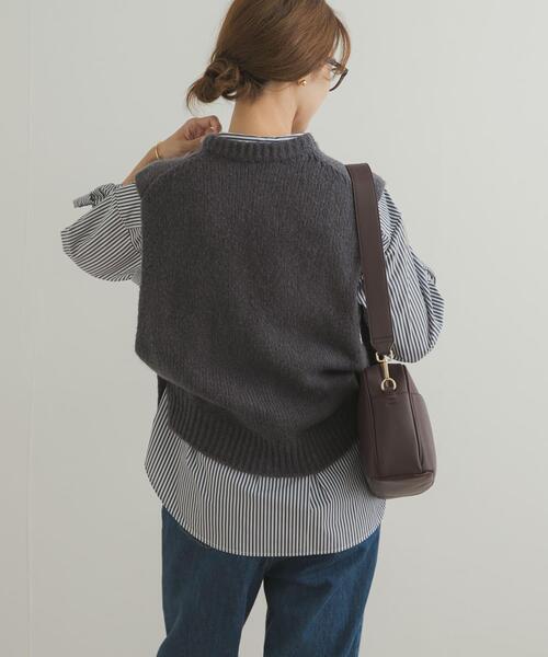 URBAN RESEARCH DOORS(アーバンリサーチドアーズ)の「ウールカシミヤニットベスト(ベスト・レディース・チャコールグレー/ベージュ・MEDIUM)」の17枚目の写真