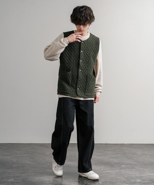 Audience（オーディエンス）の「Upscape Audience アップスケープオーディエンス 日本製 国産 尾州 コットンキルト ストライプ柄/ケーブル柄/クロス柄ノーカラースナップベスト AUD7331（ベスト・メンズ・オリーブ系/ブラック/チャコール/チャコールグレー/グレー/オリーブ/ブラック系/オフホワイト・L/M/XL）」の17枚目の写真