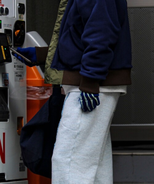 INFIELDER DESIGN(インフィールダーデザイン)の「【INFIELDER DESIGN/インフィールダーデザイン】MLB BONE GLOVE(手袋・メンズ・ブラック/ブルー・FREE)」の3枚目の写真