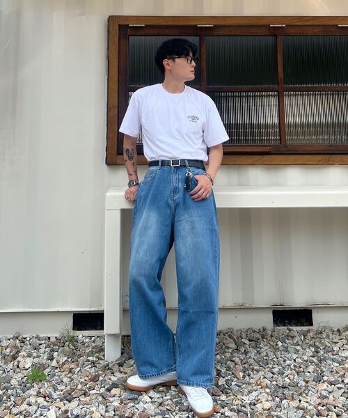 VTWO(ブイツー)の「ナチュラルワイドデニムパンツ (ブルー)(デニムパンツ・レディース・その他・SMALL/MEDIUM/LARGE)」の3枚目の写真