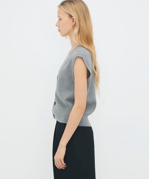 CABaN (キャバン) グレー Vネック ニットベスト コットンカシミヤ Vネックドロップショルダーベスト（ベスト）｜CABaN