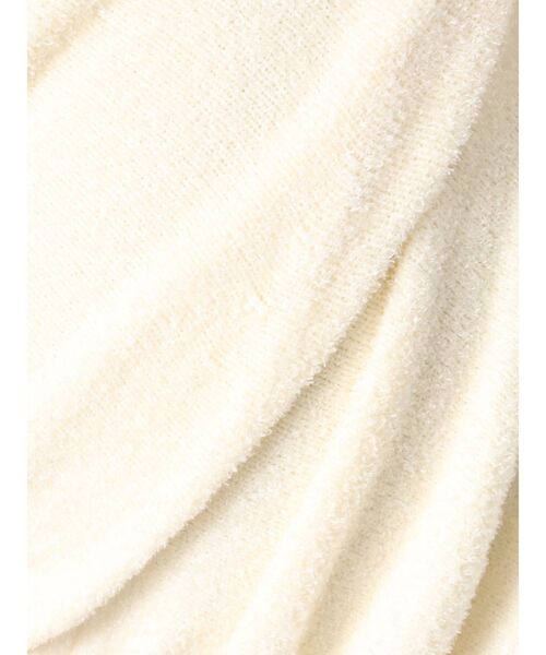 EMODA(エモダ)の「FRONT BUTTON OFF SHOULDER KNIT(ニット/セーター・レディース・ブラック/アイボリー/グレー・FREE)」の15枚目の写真