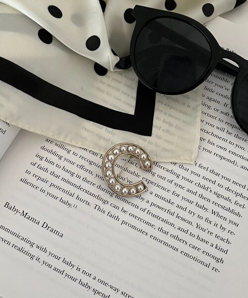 prose verse（プロズヴェール）の「イニシャルロゴブローチ（ブローチ/コサージュ・レディース・ゴールド系その他2/ゴールド系その他/ゴールド・FREE）」の8枚目の写真