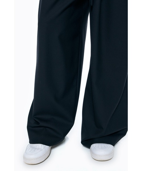 ENFOLD（エンフォルド）の「タックワイドパンツ（スラックス・レディース・ブラック/グレー・38/36）」の8枚目の写真