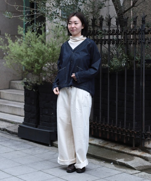 D.M.G.（ドミンゴ）の「[D.M.G / ディーエムジー] 11ozデニム ツータックシックレッグパンツ（デニムパンツ・レディース・キナリ・S/M）」の22枚目の写真