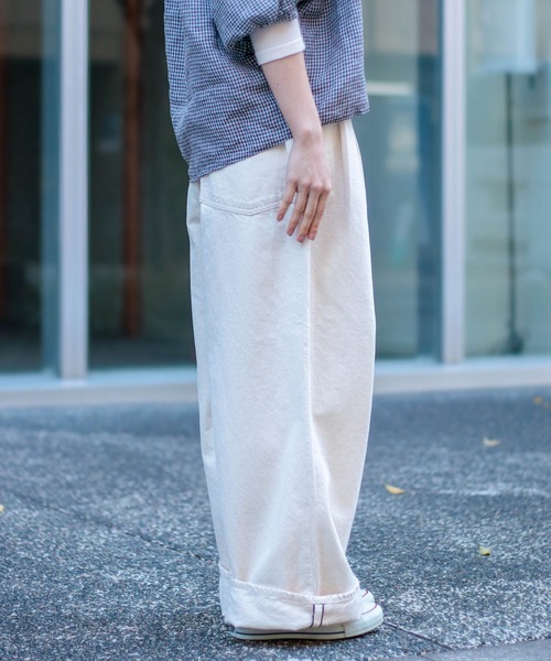 D.M.G.（ドミンゴ）の「[D.M.G / ディーエムジー] 11ozデニム ツータックシックレッグパンツ（デニムパンツ・レディース・キナリ・S/M）」の11枚目の写真