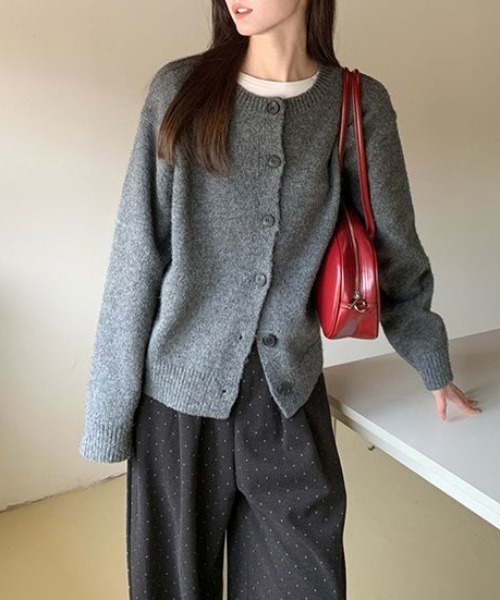 gossip！ロサンゼルス（ゴシップロサンゼルス）の「ニットカーディガン（カーディガン/ボレロ・レディース・レッド/グレー/ブラック・FREE）」の2枚目の写真