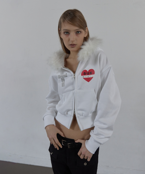 SETUP-EXE(セットアップイーエックスイー)の「FUR TRIMMING HOODED ZIP-UP / WHITE(パーカー・レディース・その他・OS)」の1枚目の写真