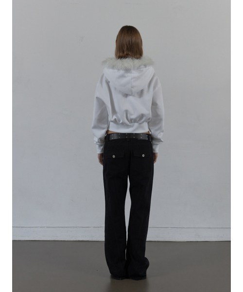 SETUP-EXE(セットアップイーエックスイー)の「FUR TRIMMING HOODED ZIP-UP / WHITE(パーカー・レディース・その他・OS)」の4枚目の写真