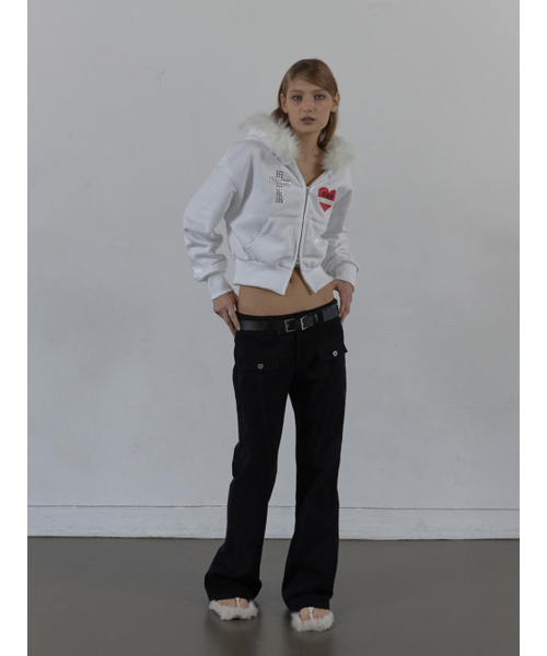 SETUP-EXE(セットアップイーエックスイー)の「FUR TRIMMING HOODED ZIP-UP / WHITE(パーカー・レディース・その他・OS)」の2枚目の写真