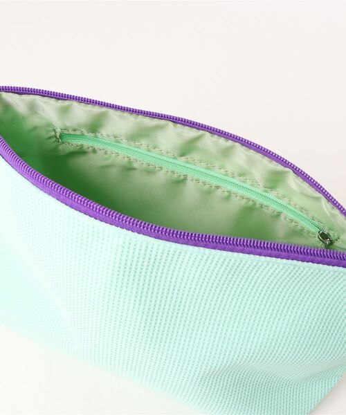 cache cache(カシュ カシュ)の「VERYコラボ カシュカシュ cachecache / ポンポン付きポーチセット(ポーチ・レディース・ネイビー/グレー・FREE)」の7枚目の写真