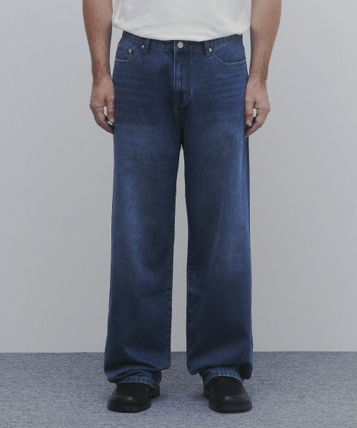 ダークブルー ストレートデニム パンツ　まとめ売り セール】ストレートエッセンシャルデニムパンツ（ダークブルー