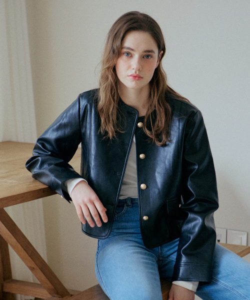 YUPPE(ヨッペ)の「ROUND LEATHER JACKET_BLACK(ライダースジャケット・レディース・その他・FREE)」の2枚目の写真