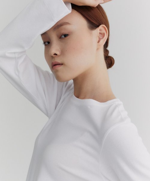 38COMEONCOMMON(38カモンコモン)の「20AU ROUND T-SHIRTS (WHITE)(Tシャツ/カットソー・レディース・その他・FREE)」の1枚目の写真