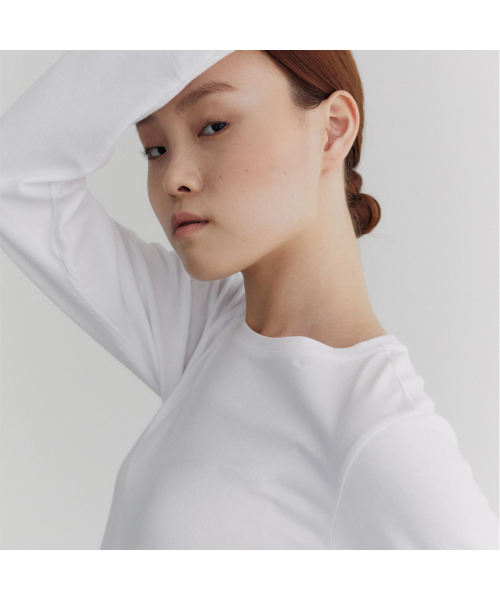 38COMEONCOMMON(38カモンコモン)の「20AU ROUND T-SHIRTS (WHITE)(Tシャツ/カットソー・レディース・その他・FREE)」の2枚目の写真