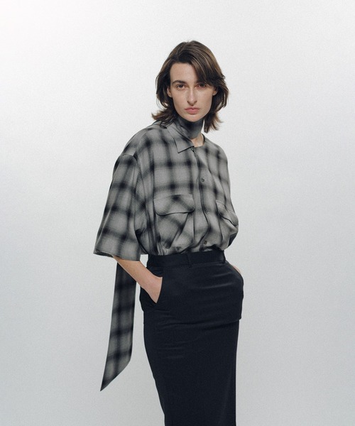 KEISUKEYOSHIDA（ケイスケヨシダ）の「Imitation Long Collar Shirt（シャツ/ブラウス・レディース・ホワイト/ブラック・S/M）」の2枚目の写真