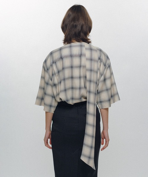 KEISUKEYOSHIDA（ケイスケヨシダ）の「Imitation Long Collar Shirt（シャツ/ブラウス・レディース・ホワイト/ブラック・S/M）」の4枚目の写真
