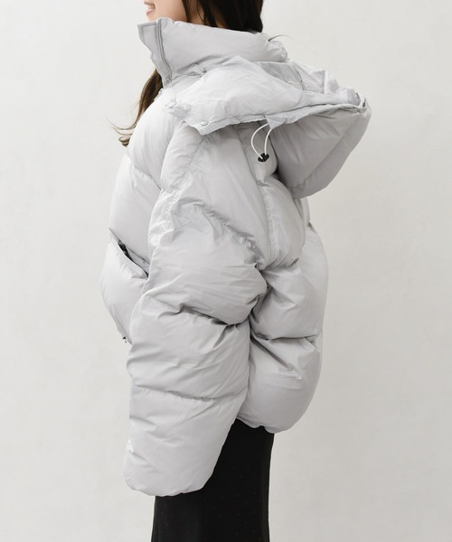 31 Sons de mode（トランテアン　ソン　ドゥ　モード）の「2025秋冬新作 一部店舗限定 スタンドカラーショートダウン（ダウンジャケット/コート・レディース・ブラック/グレー・ﾌﾘ-）」の8枚目の写真