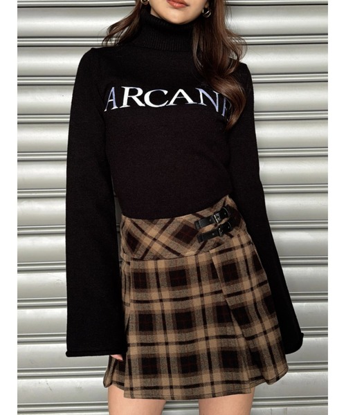 EGOIST(エゴイスト)の「ARCANEニットトップス(ニット/セーター・レディース・ホワイト/ボルドー/ブラック・FREE)」の1枚目の写真