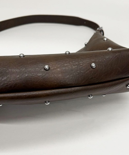 HALEY PESCA（ヘーリーペスカ）の「HALEY PESCA/2way スタッズショルダー　ハンドバッグ（ショルダーバッグ・レディース・ブラウン/ホワイト/ブラック・FREE）」の11枚目の写真