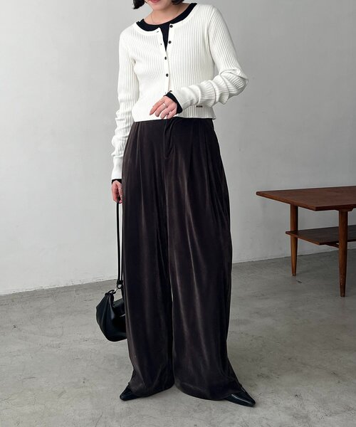CAPRICIEUX LE'MAGE（カプリシューレマージュ）の「ベロアワイドパンツ（その他パンツ・レディース・チャコールグレー/グレイッシュベージュ・38/36）」の6枚目の写真