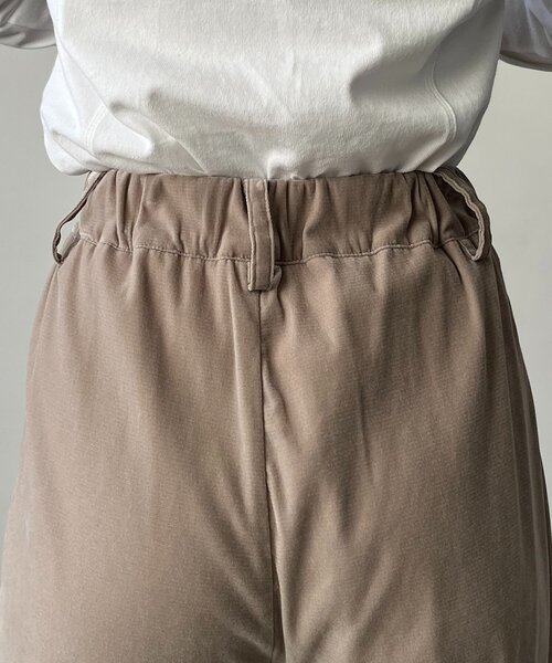 CAPRICIEUX LE'MAGE（カプリシューレマージュ）の「ベロアワイドパンツ（その他パンツ・レディース・チャコールグレー/グレイッシュベージュ・38/36）」の16枚目の写真