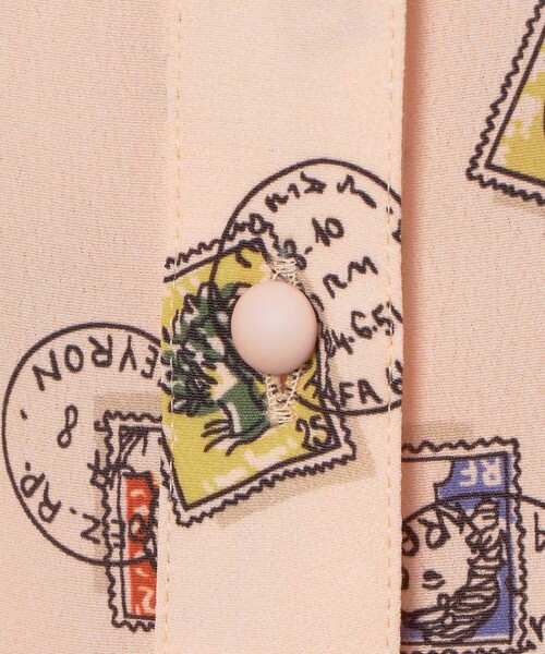 LOULOU WILLOUGHBY(ルルウィルビー)の「【LOULOU WILLOUGHBY】レタープリントシャツブラウス(シャツ/ブラウス・レディース・ピンク/ネイビー・2)」の13枚目の写真