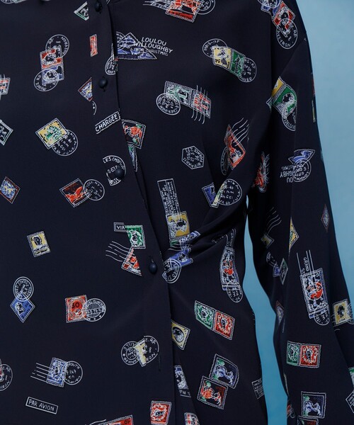 LOULOU WILLOUGHBY(ルルウィルビー)の「【LOULOU WILLOUGHBY】レタープリントシャツブラウス(シャツ/ブラウス・レディース・ピンク/ネイビー・2)」の19枚目の写真