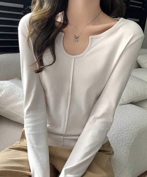 Flugge(フラッジー)の「丸ネック長袖カットソー(Tシャツ/カットソー・レディース・アイボリー/ブラック・LARGE/MEDIUM)」の2枚目の写真