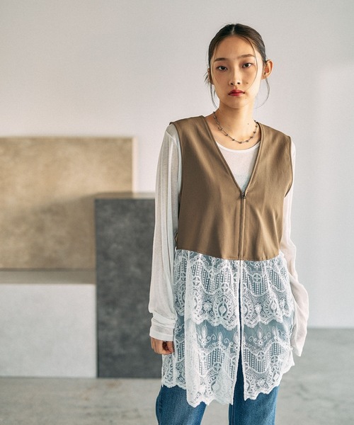 LEPSIM（レプシィム）の「レースドッキングベスト　638977（その他アウター・レディース・カーキブラウン/ブラック/グレー・FREE）」の3枚目の写真