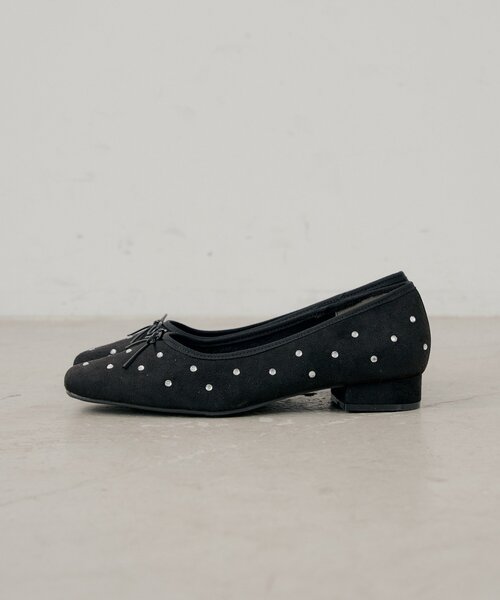 Chico(チコ)の「【SALON by Chico】ミドルビジューリボンバレエシューズ(パンプス・レディース・ホワイト/ベージュ/ブラック・LARGE/MEDIUM/SMALL)」の6枚目の写真