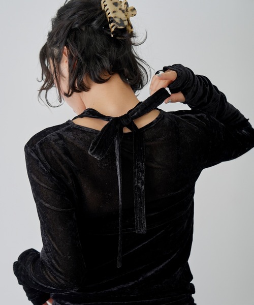 NOGLE(ノグル)の「【NOGLE/ノグル】シアーベロアホルターネックレイヤードトップス(Tシャツ/カットソー・レディース・グレー系/ブラウン/アイボリー/ブラック・FREE)」の1枚目の写真